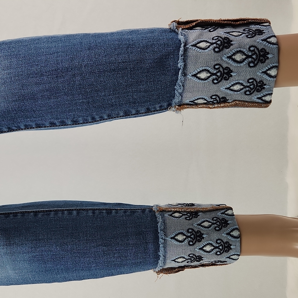 ANN Taylor LOFT Modern Skinny Ankle Crop Jeans Size 26/2 - Picture 9 of 16